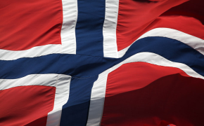 Fra utenlandsk til norsk statsborgerskap gjennom mer enn førti år